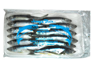 Jerry's Blue Label Tray Herring